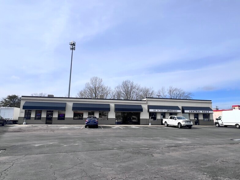 More Photos Of 2710 Belmont Ave, Youngstown Unknown For Lease
