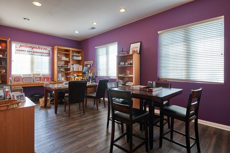 More Photos Of 5031 Forest Dr, New Albany Medical For Sale