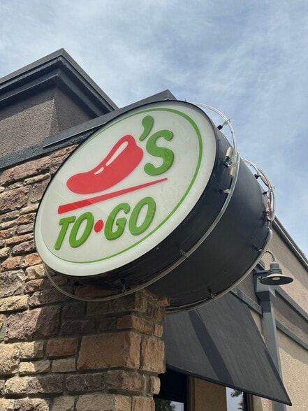 More Photos Of 1292 E Prosperity Ave, Tulare Restaurant For Sale