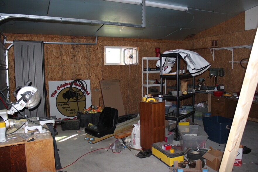 More Photos Of 1901 Old Jacksboro Hwy, LaFollette Office For Sale