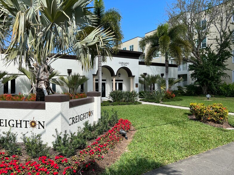 Primary Photo Of 2240 W 1st St, Fort Myers Office For Lease
