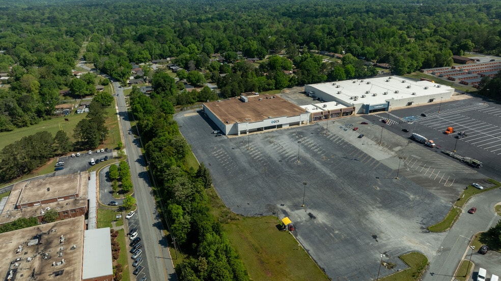 More Photos Of 1100 Hunt Ave, Columbus Light Distribution For Lease