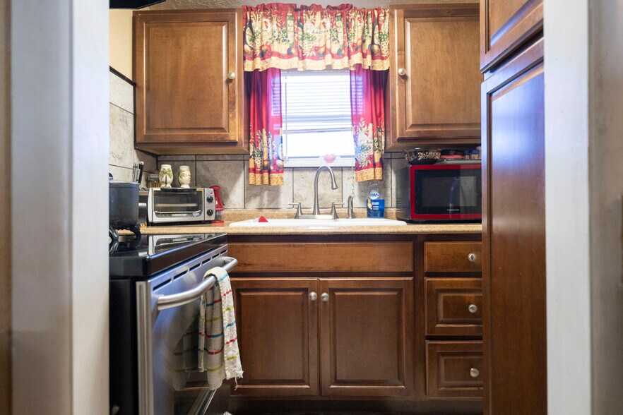 More Photos Of 433 Se Lake St, Stuart Apartments For Sale