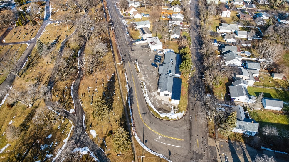 More Photos Of 102 Ausable State Rd, Bay City Freestanding For Sale