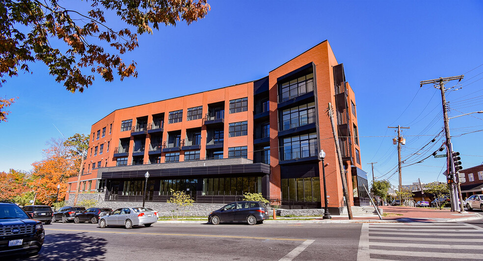 Primary Photo Of 218 Cedar St NW, Washington Apartments For Sale