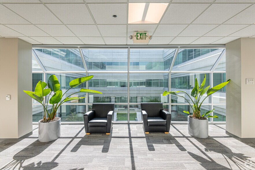 More Photos Of 2105 S Bascom Ave, Campbell Medical For Lease