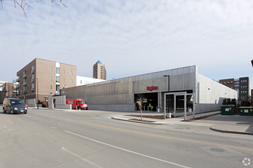 More Photos Of 420 Court Ave, Des Moines Apartments For Lease