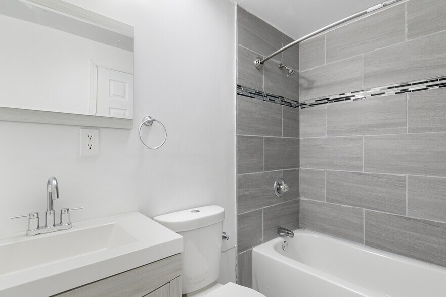 More Photos Of 20 Read St, Bridgeport Apartments For Sale