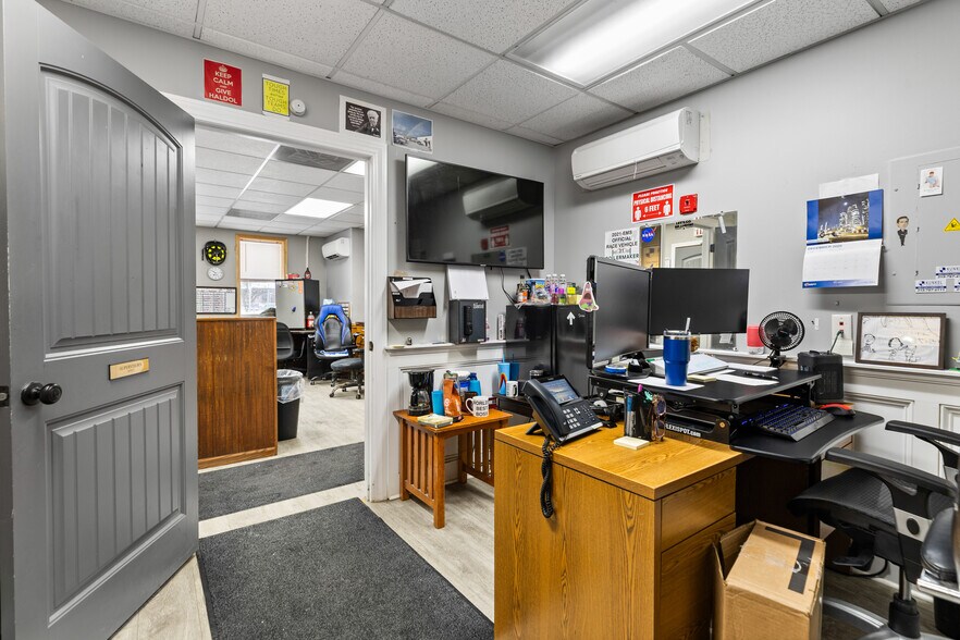 More Photos Of 410 Catherine St, Utica Service For Sale