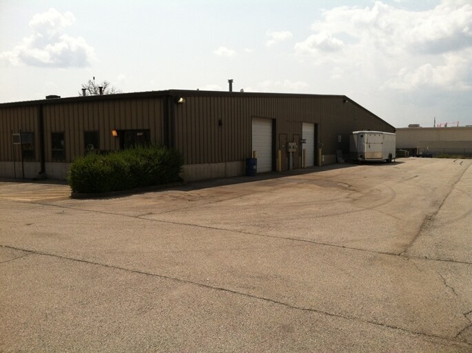 More Photos Of 1253 Cobblestone Way, Woodstock Warehouse For Sale