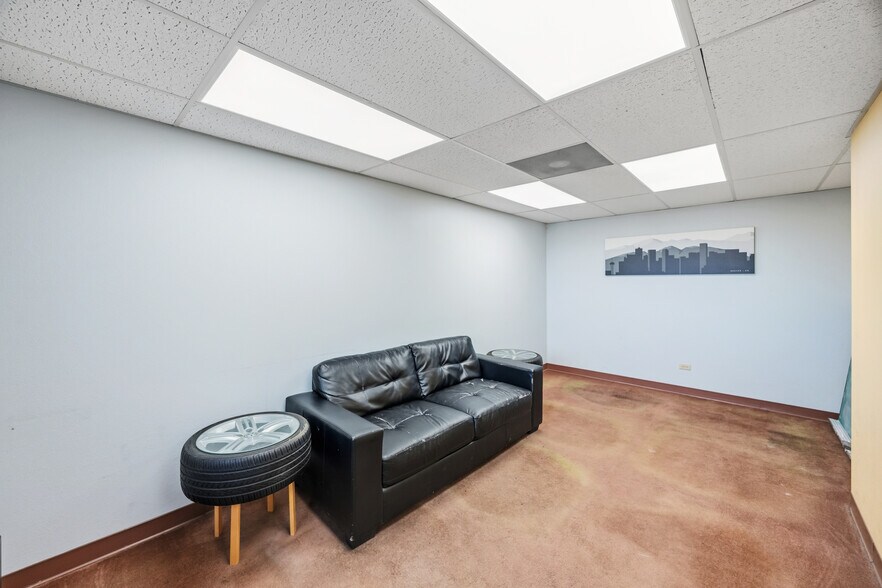 More Photos Of 10855 Irma Dr, Northglenn Warehouse For Sale