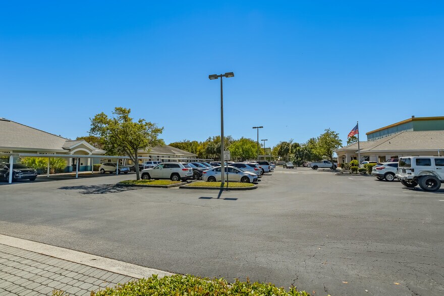 More Photos Of 9101 W College Pointe Dr, Fort Myers Medical For Sale