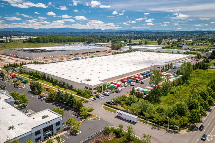 More Photos Of 4179 70th Ave E, Fife Distribution For Lease