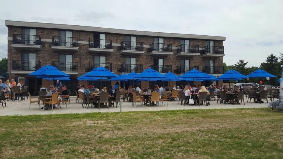 More Photos Of 3309 N Chapel Hill Road, Johnsburg Hotel For Sale