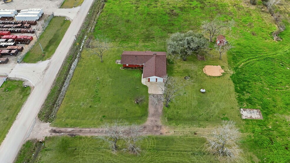 More Photos Of 1839 Henderson rd, Angleton Land For Sale