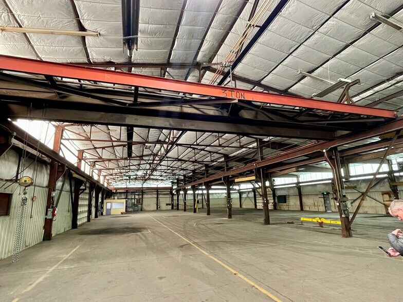 More Photos Of 4751 Fox St, Denver Manufacturing For Lease