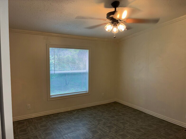 More Photos Of 382 County Road 4450, Kempner Manufactured Housing Mobile Home Park For Sale
