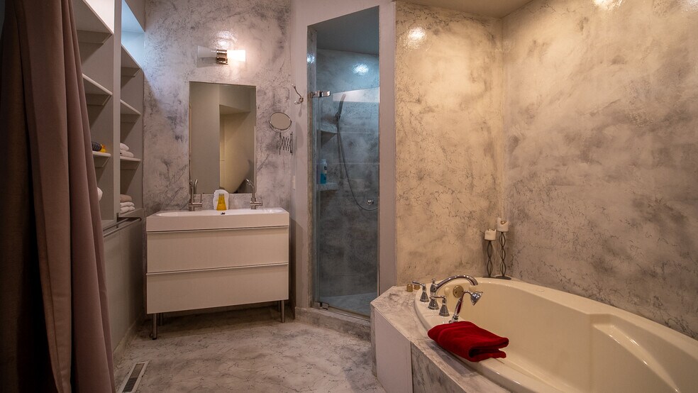 More Photos Of 113 N Broadway, Rochester Storefront Retail Residential For Sale