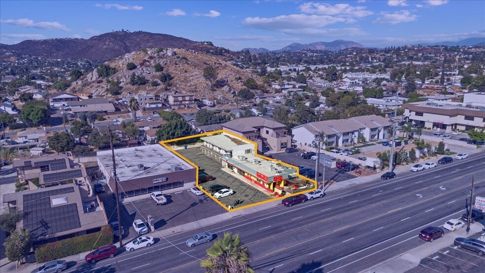 More Photos Of 1022-28 Broadway, El Cajon Storefront Retail Residential For Lease