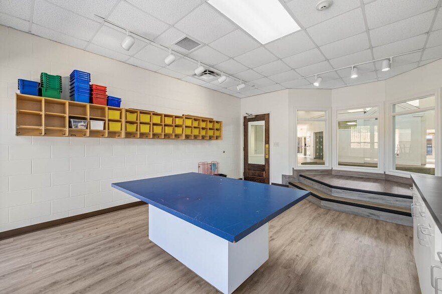 More Photos Of 11651 W Parmer Ln, Cedar Park Daycare Center For Sale