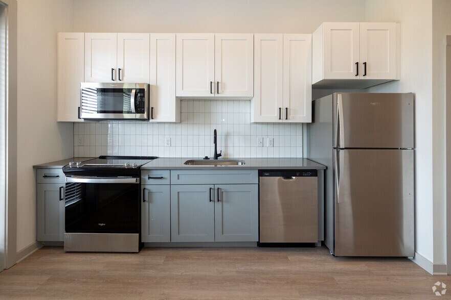 More Photos Of 1148 N Main St, Jacksonville Apartments For Lease
