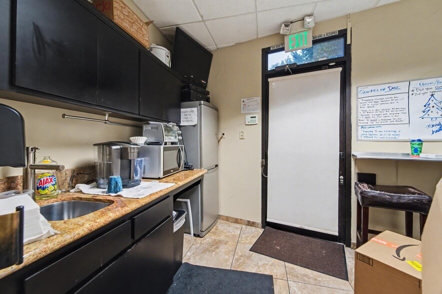 More Photos Of 1166 Live Oak Blvd, Yuba City Medical For Lease