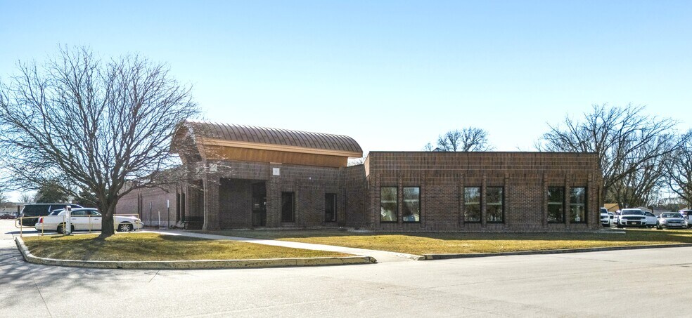 More Photos Of 729 N Custer Ave, Grand Island Medical For Sale