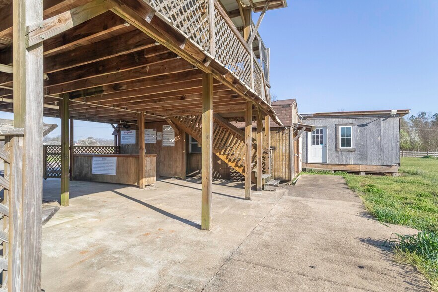 More Photos Of 2356 Alabama River Pky, Millbrook Flex For Sale