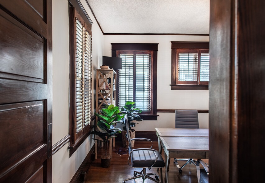 More Photos Of 1107 17th Ave S, Nashville Office For Lease