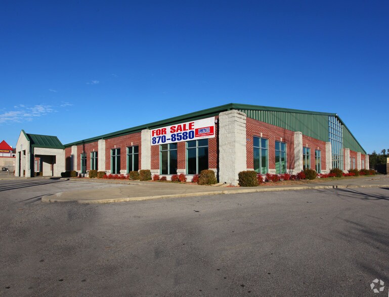 Primary Photo Of 3260 Morrow Rd, Birmingham Showroom For Lease