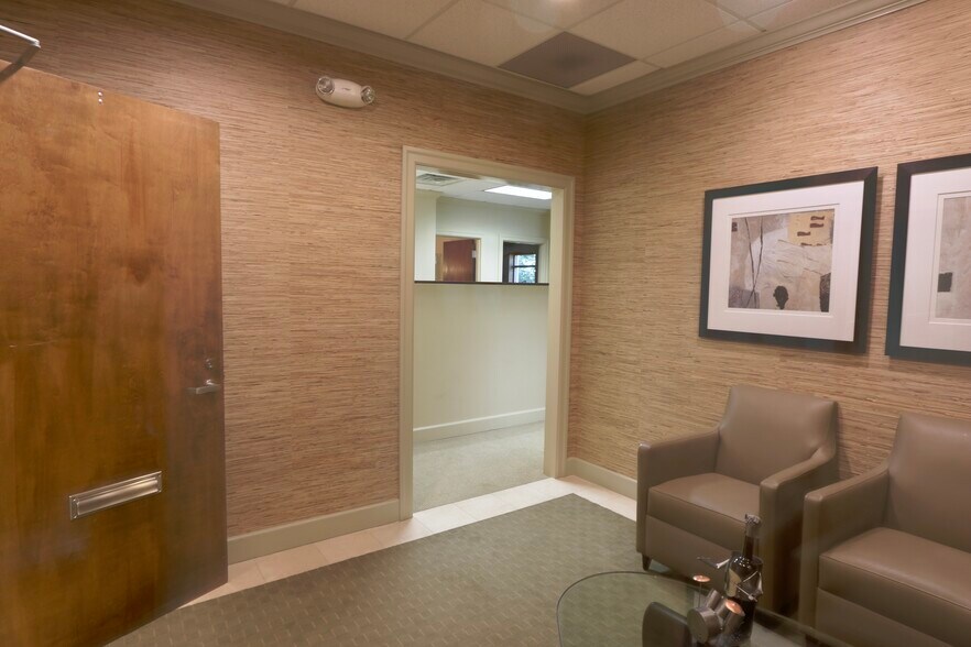More Photos Of 5855 Sandy Springs Cir NE, Atlanta Office For Sale