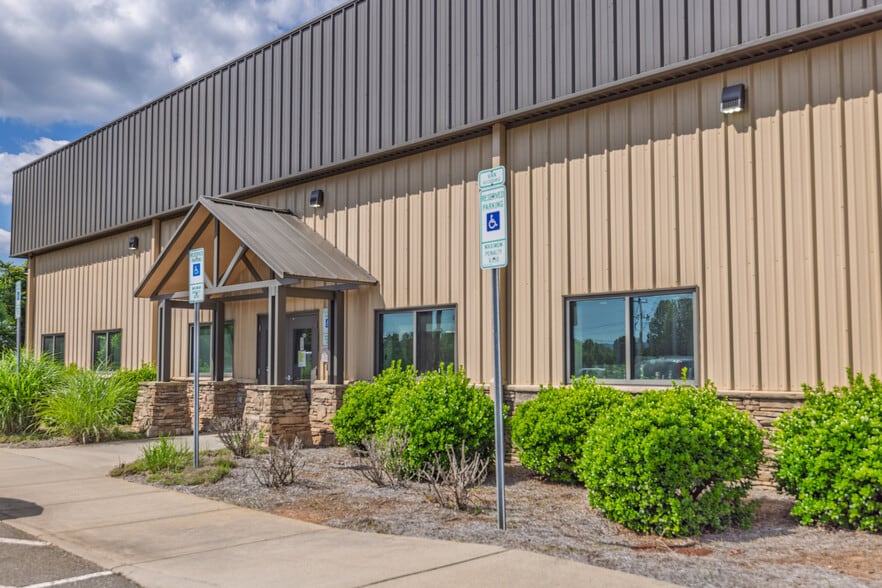 More Photos Of 75 Old Shoals Rd, Arden Industrial For Lease