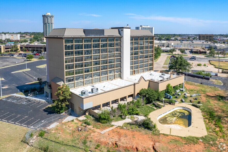 More Photos Of 2945 Northwest Expy, Oklahoma City Hotel For Sale