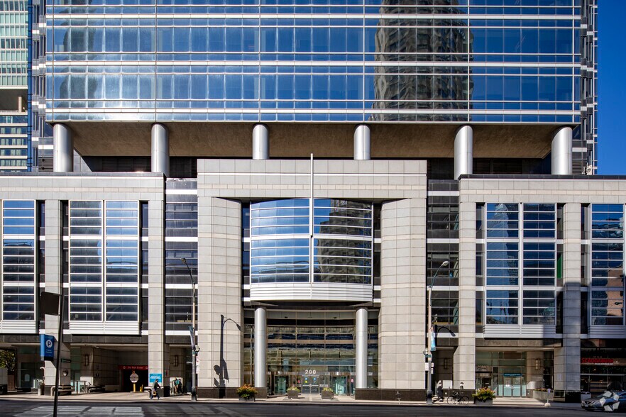 More Photos Of 200 Front St W, Toronto Office For Lease