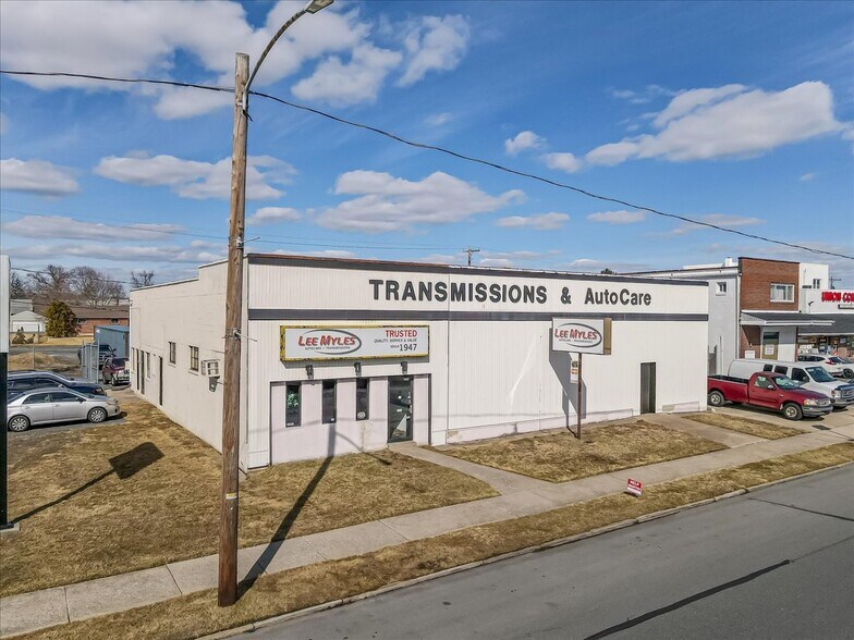 More Photos Of 2115 Union Blvd, Allentown Auto Repair For Sale