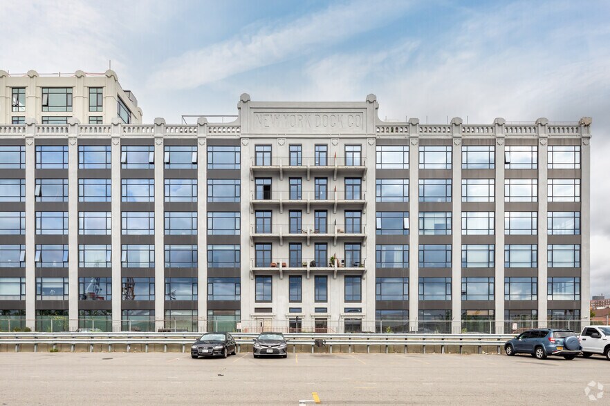 More Photos Of 160 Imlay St, Brooklyn Apartments For Lease