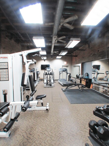 More Photos Of 1727 S Indiana Ave, Chicago Apartments For Lease