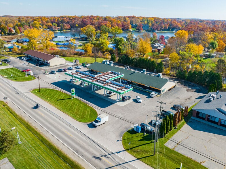 More Photos Of 8365 Silver Lake Rd, Linden Service Station For Lease