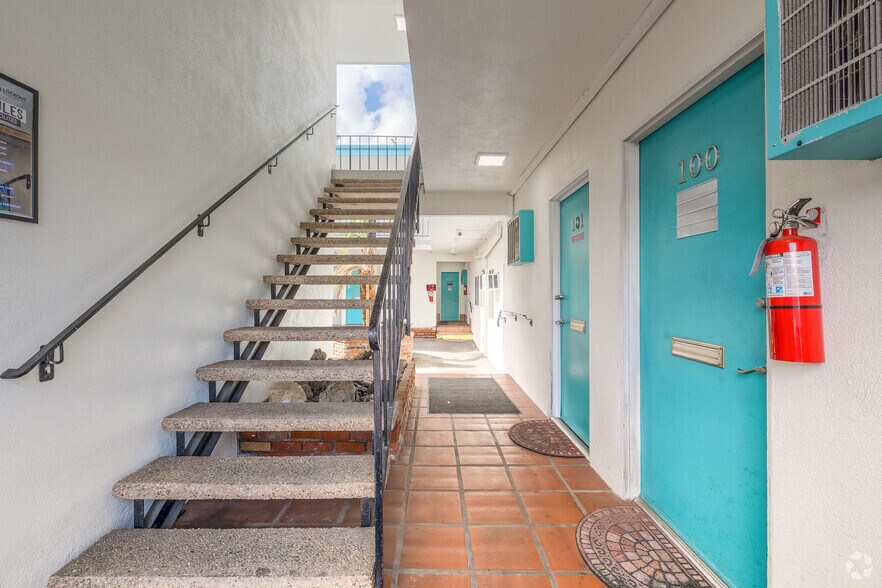 More Photos Of 24248 Crenshaw Blvd, Torrance Office For Lease