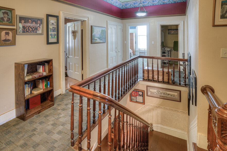 More Photos Of 2109 Robinson St, Oroville Specialty For Sale