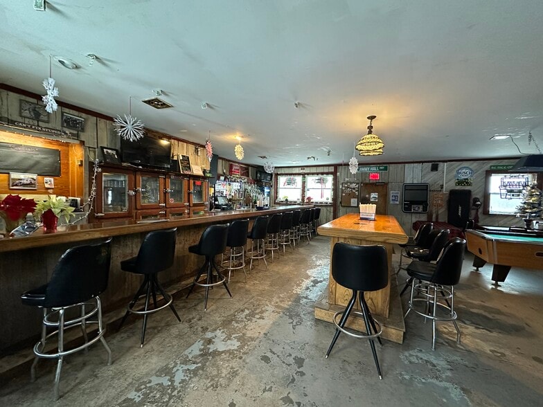 More Photos Of 271 Barker Rd, Oswego Restaurant For Sale