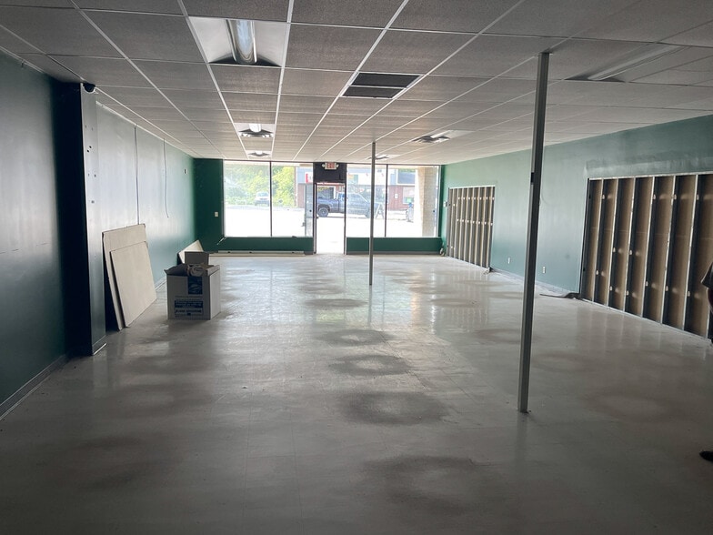 More Photos Of 2700-2728 Cleveland Ave SW, Canton General Retail For Sale