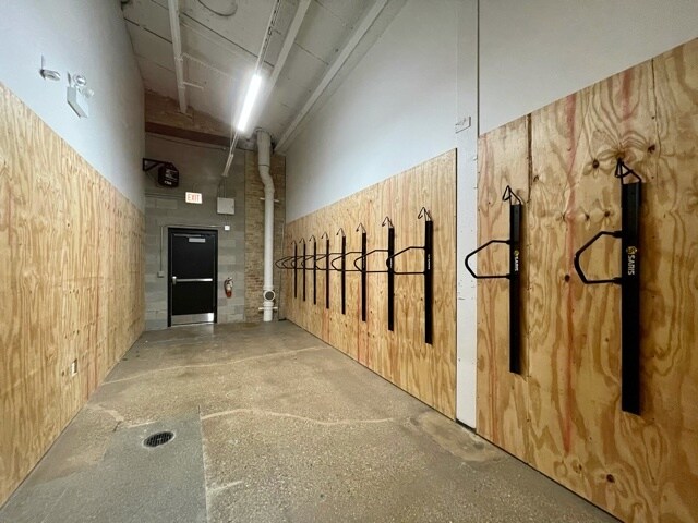 More Photos Of 1315 N North Branch St, Chicago Office For Lease