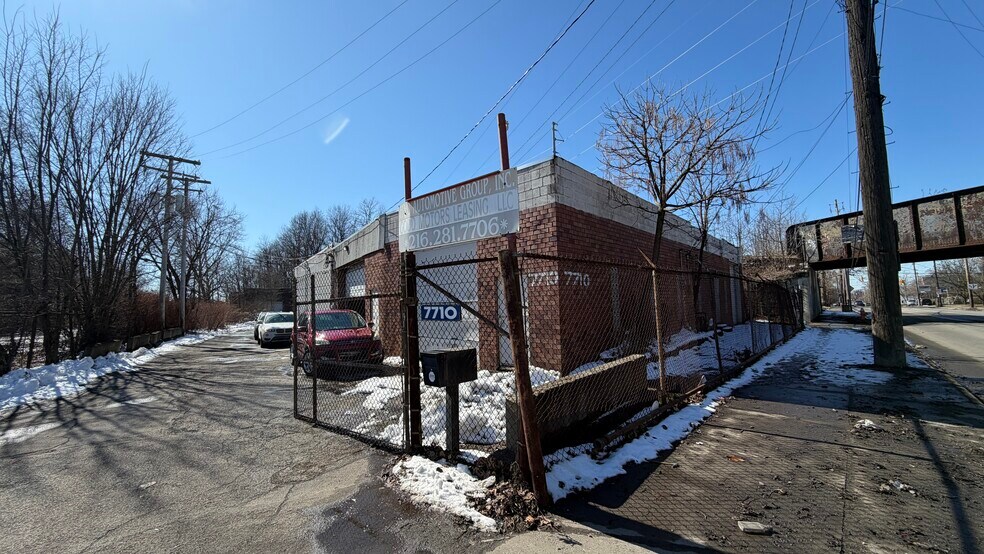 Primary Photo Of 7710 Harvard Ave, Cleveland Industrial For Sale