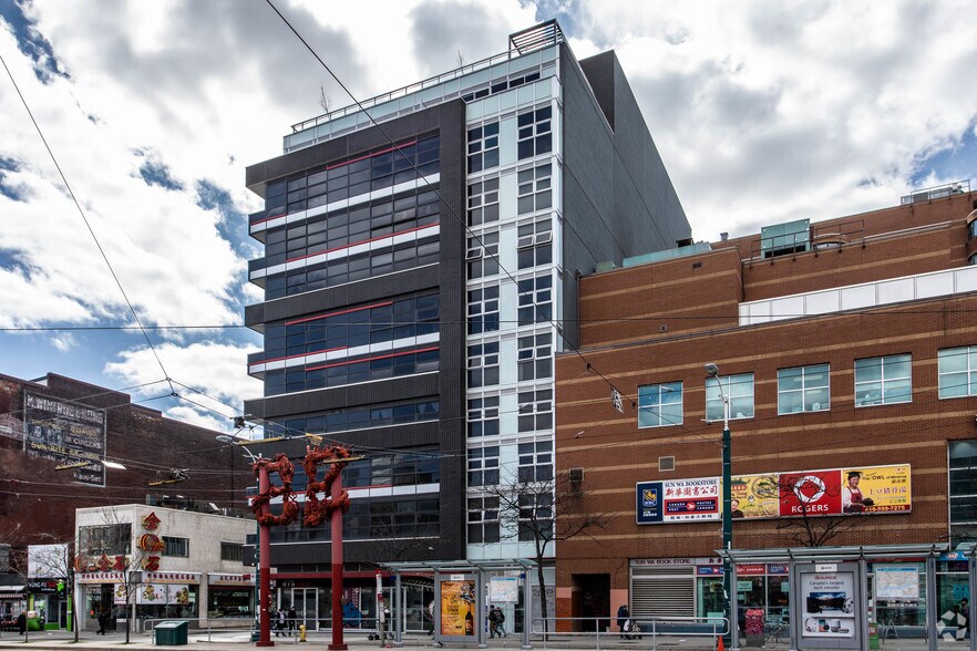 More Photos Of 280 Spadina Ave, Toronto Apartments For Sale