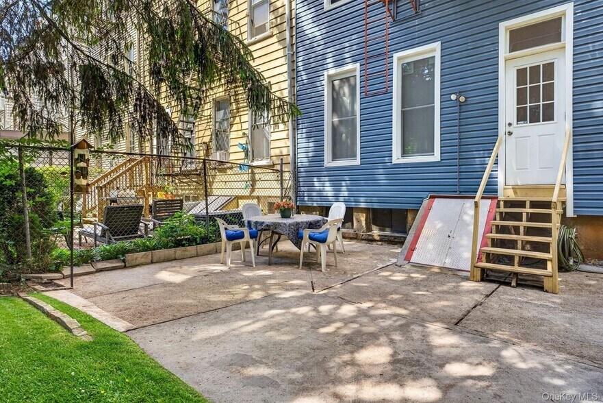 More Photos Of 34 Sutton St, Brooklyn Apartments For Sale