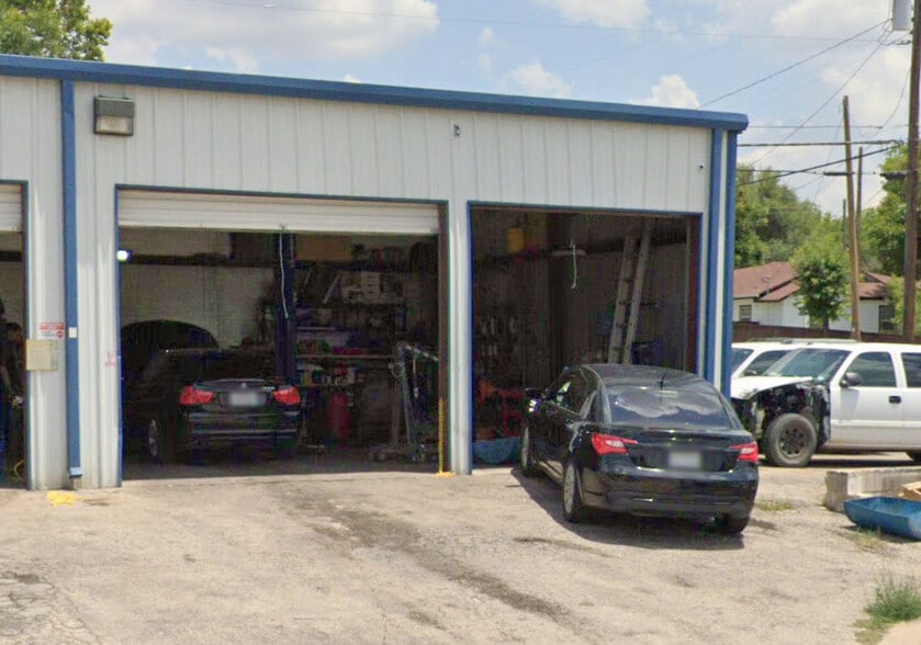 More Photos Of 411 S 31st St, Temple Warehouse For Lease