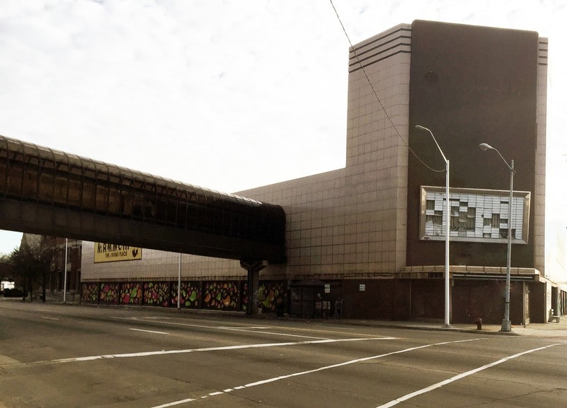 More Photos Of 15401 Grand River Ave, Detroit Freestanding For Sale