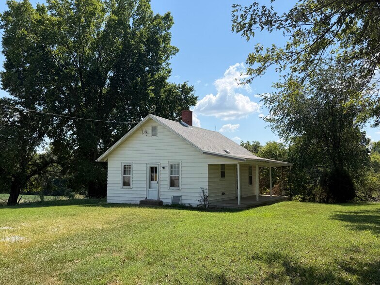 More Photos Of 10989 Old State Rd, Evansville Land For Sale