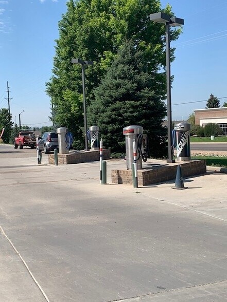 More Photos Of 4625 29th St, Greeley Carwash For Sale